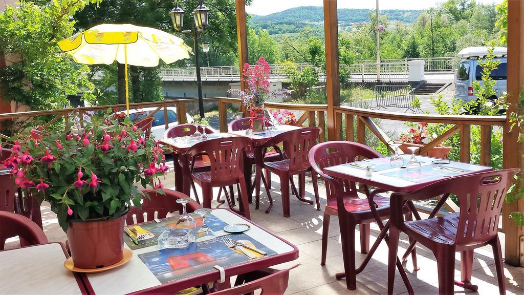 Hotel Restaurant De L'Ile Jumeaux Esterno foto
