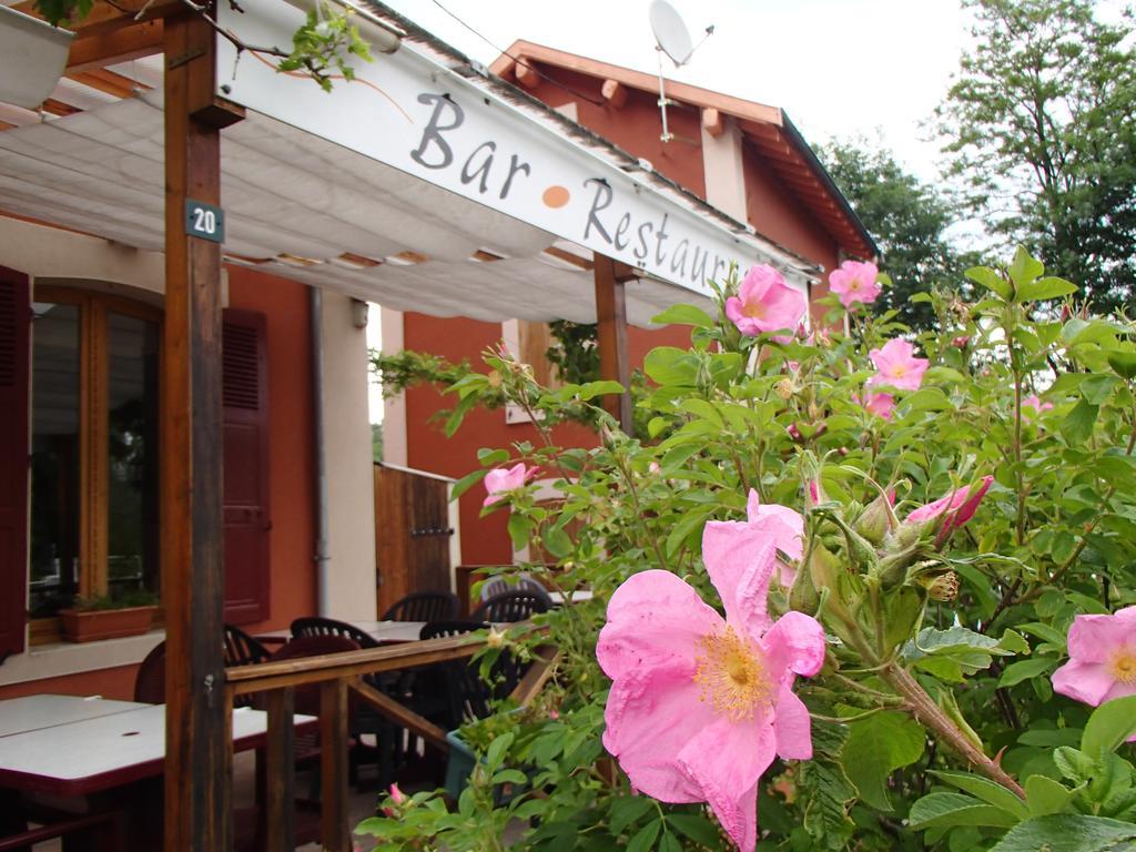 Hotel Restaurant De L'Ile Jumeaux Esterno foto